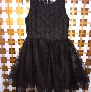Girl's black dress